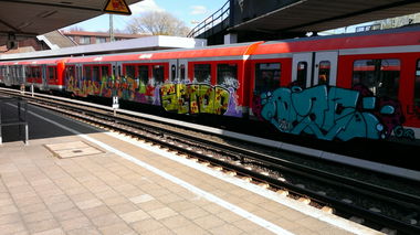 Graffiti Train - Photo by Lackspotter (2015)