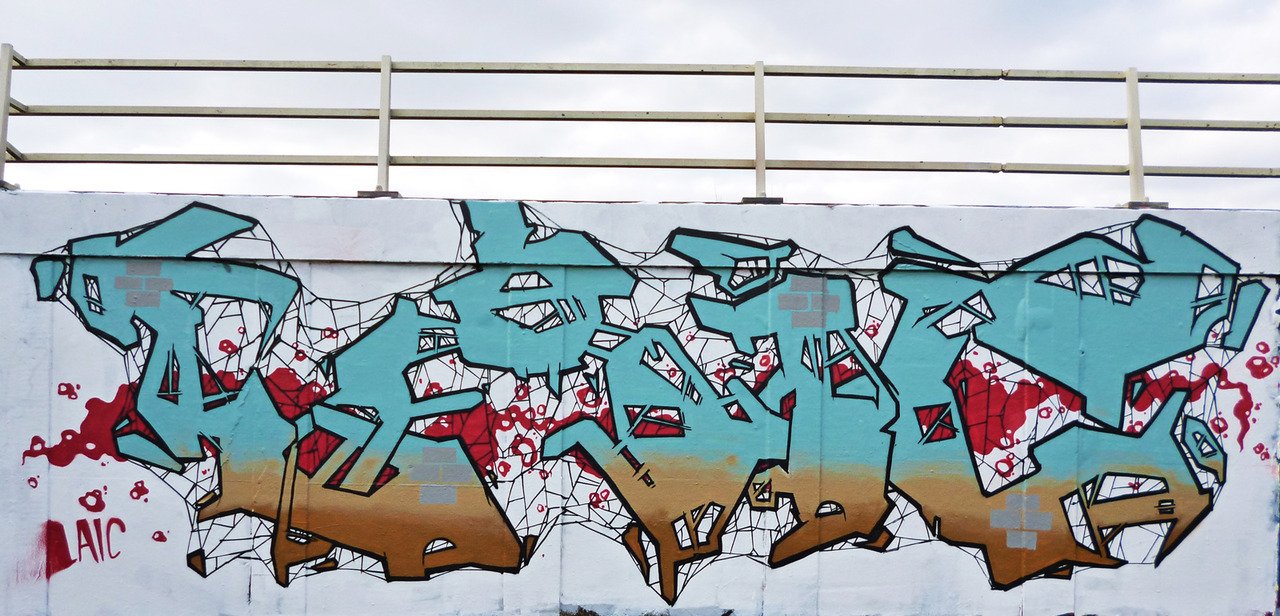 Graffiti Wall - Photo by Laic217