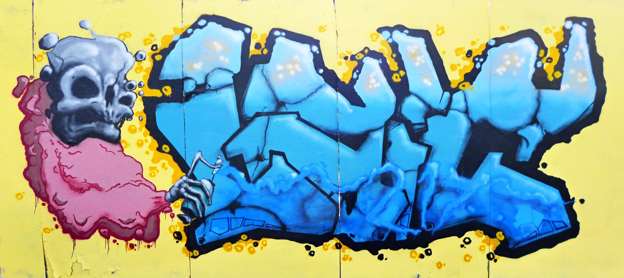 Graffiti Wall - Photo by Laic217