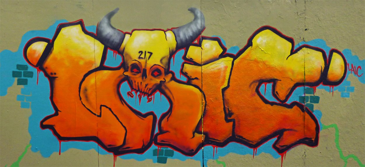 Graffiti Wall - Photo by Laic217