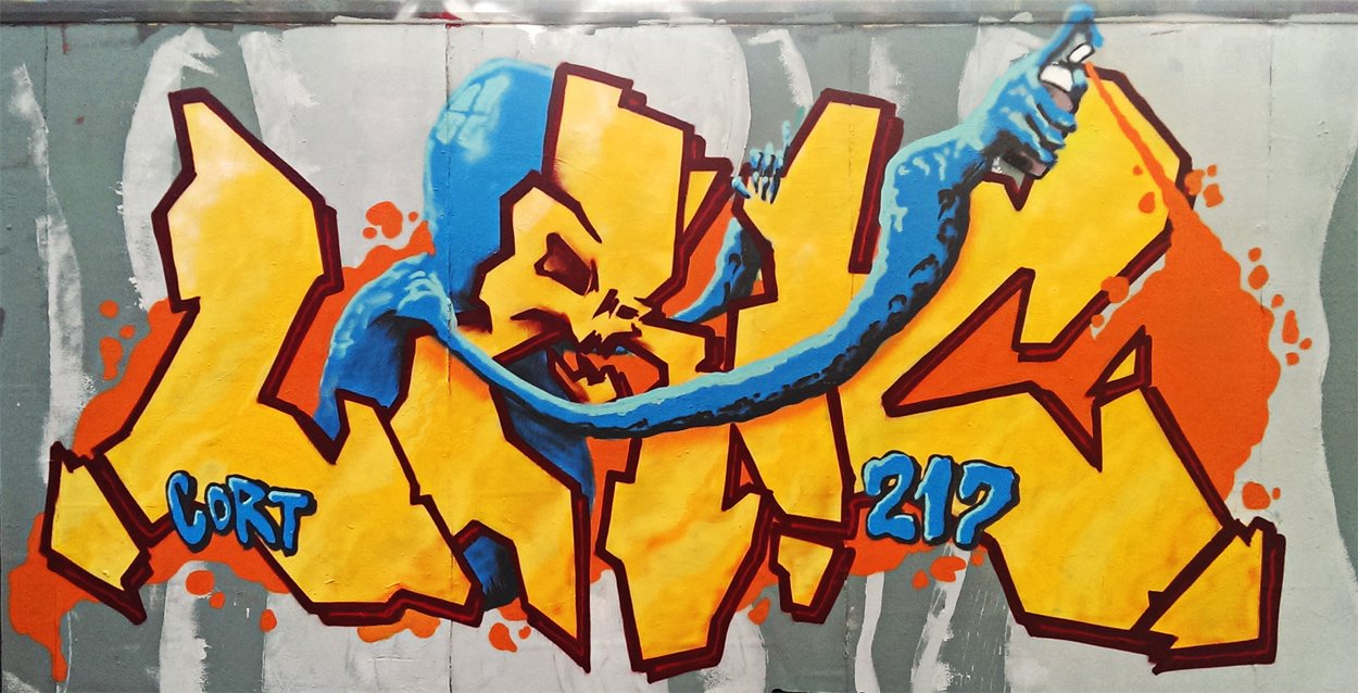 Graffiti Wall - Photo by Laic217