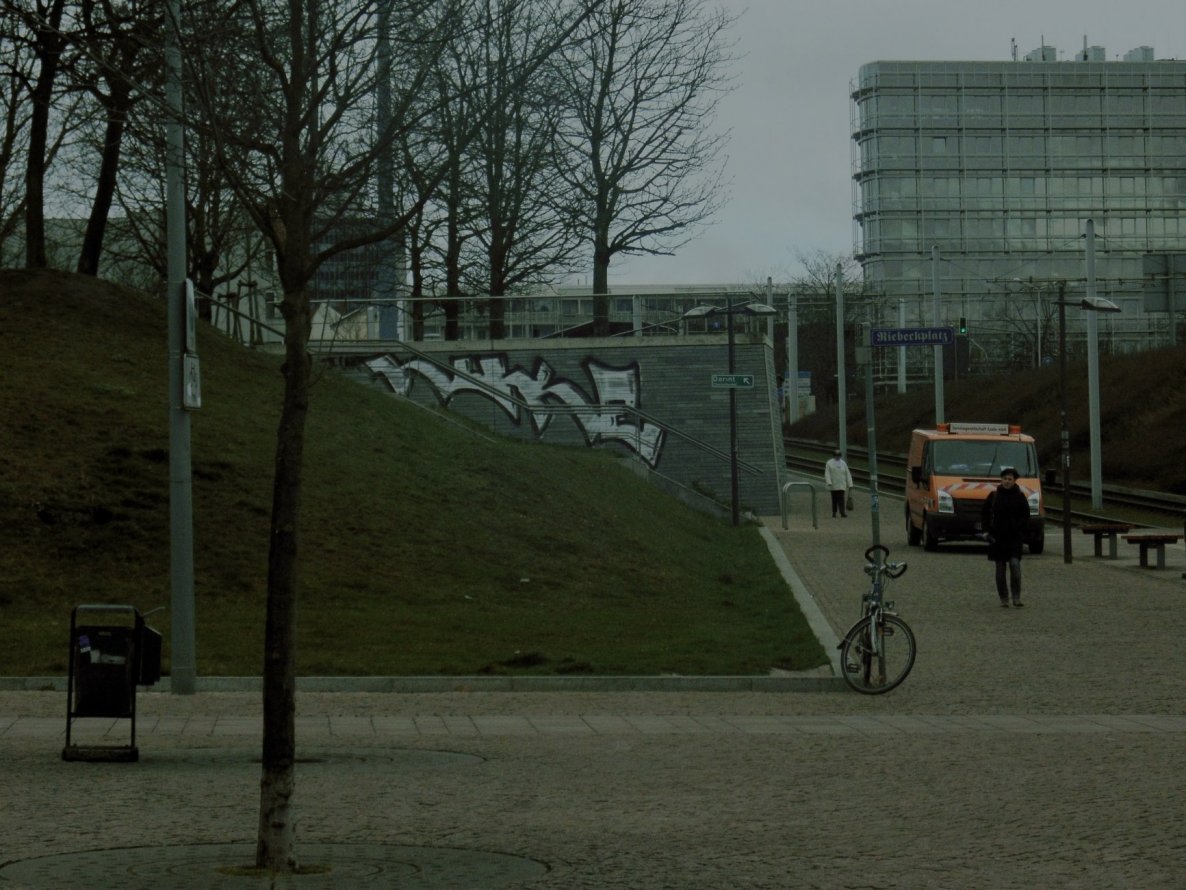 Graffiti Wall in Halle - Photo by Lauch - huke