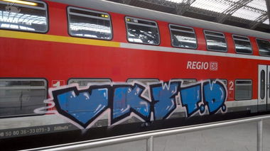 Graffiti Train in Leipzig - Photo by Lauch - mia, fens, huke