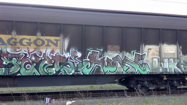 Graffiti Train - Photo by Lauch - Fens, Huke, Wks