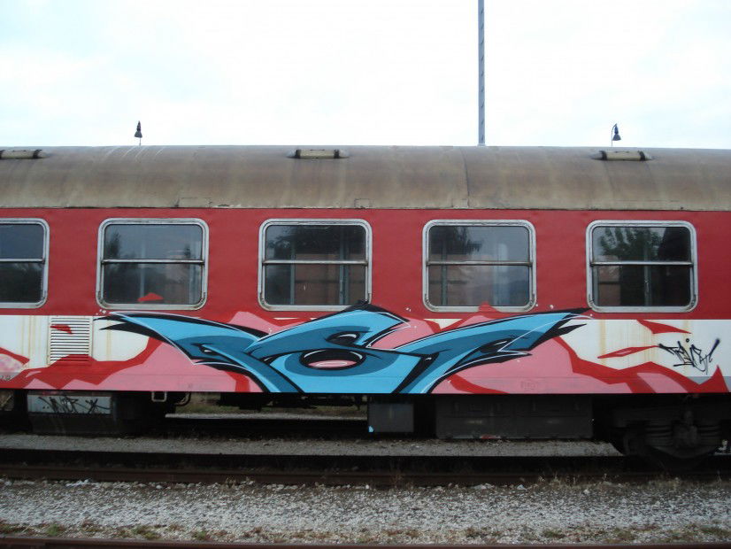 Graffiti Train in Slovakia - Photo by Lawer - tst
