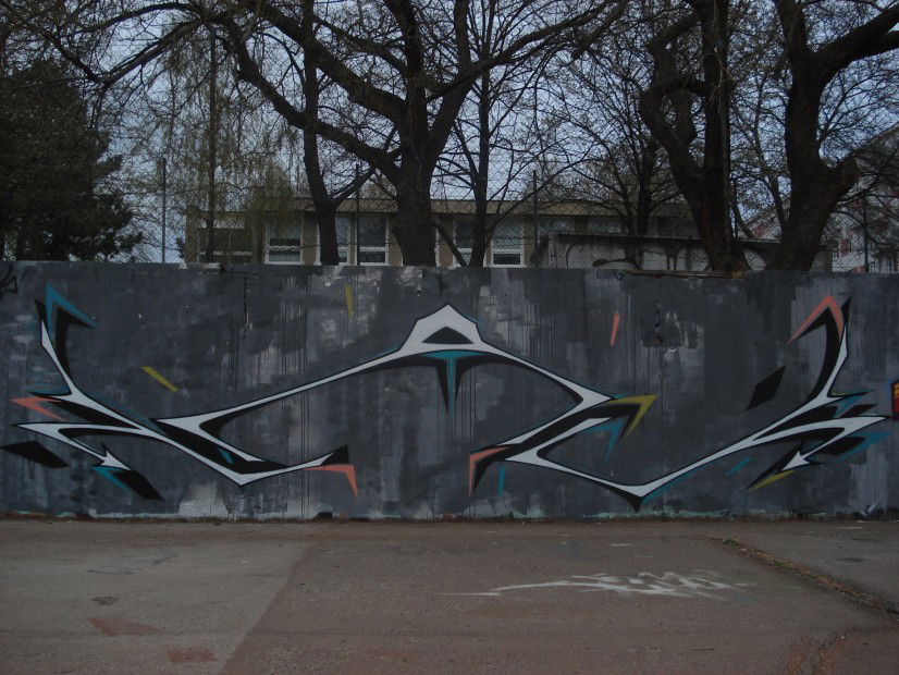 Graffiti Wall - Photo by Lawer - Lav