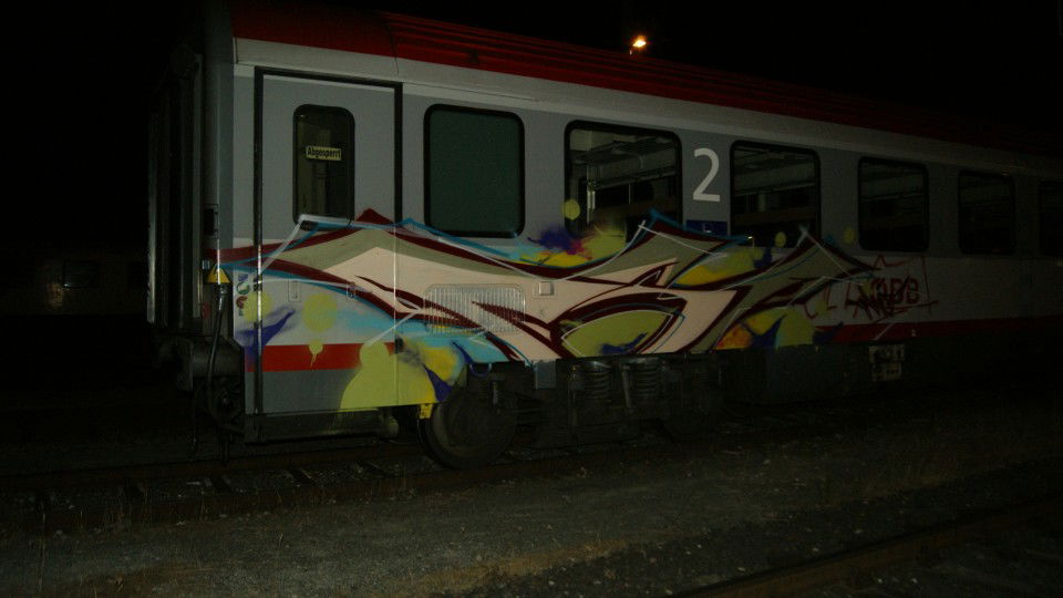 Graffiti Train in Villach - Photo by Lawer (2013)