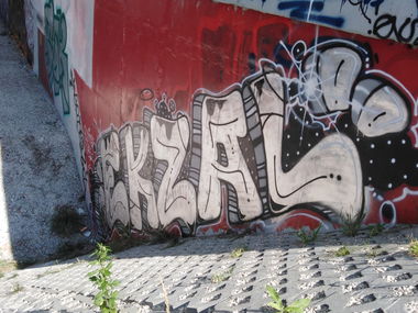 Graffiti Wall - Photo by Lazke - ekzal (2018)
