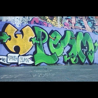 Graffiti in Kyiv - Photo by Lea - Leam, Lea, WuTang (2014)