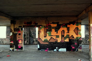 Graffiti Wall - Photo by Leank - Leank (2013)