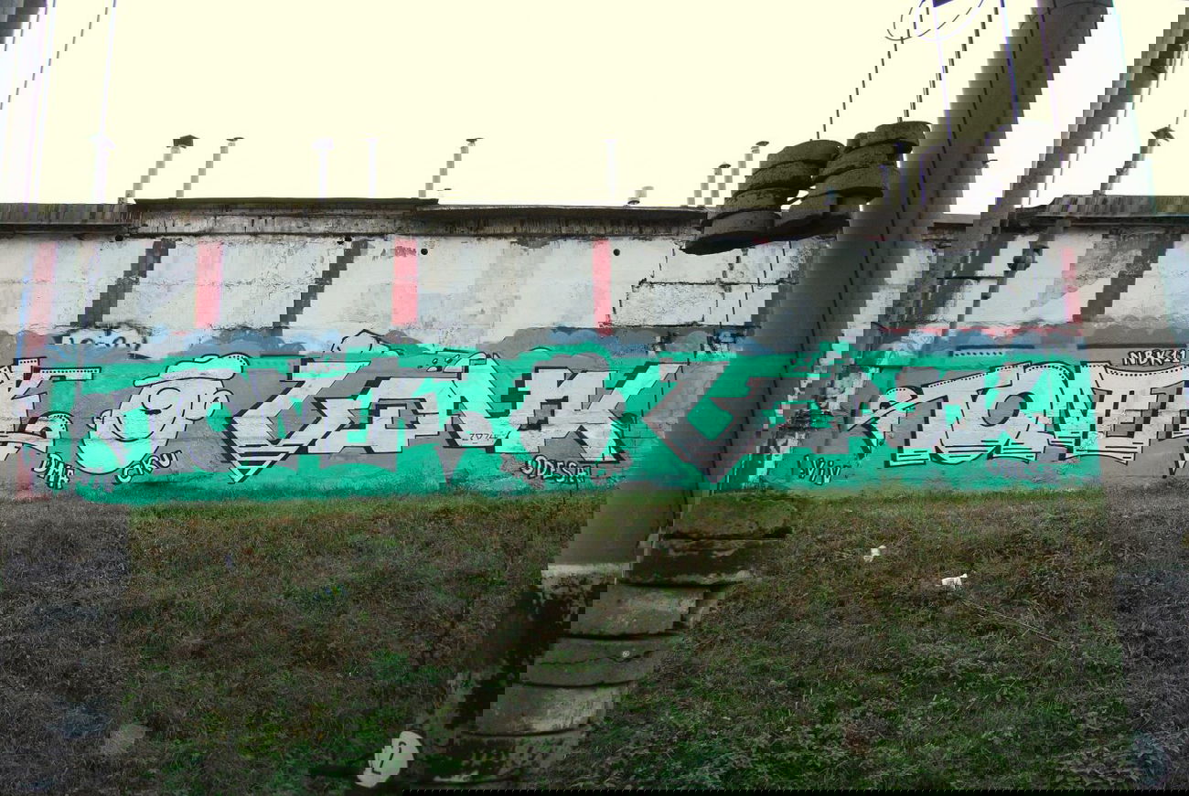 Graffiti Wall - Photo by Leank - Leank, Tonek (2014)