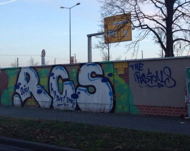 Graffiti Bombing - Photo by LeipzigHBF - Kirbie, Menk, RCS (2014)