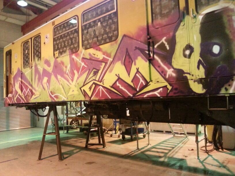 Graffiti Train - Photo by LeipzigHBF - Berlin