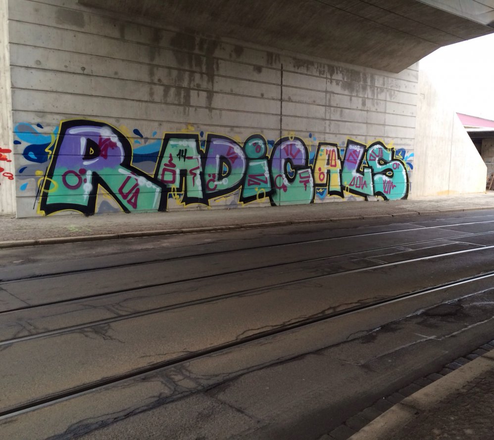 Graffiti Bombing - Photo by LeipzigHBF - Radicals, RCS, rcscrew (2014)