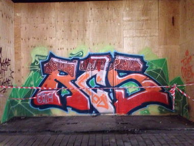 Graffiti Bombing - Photo by LeipzigHBF - Rcs, Radicals, Rcscrew (2014)