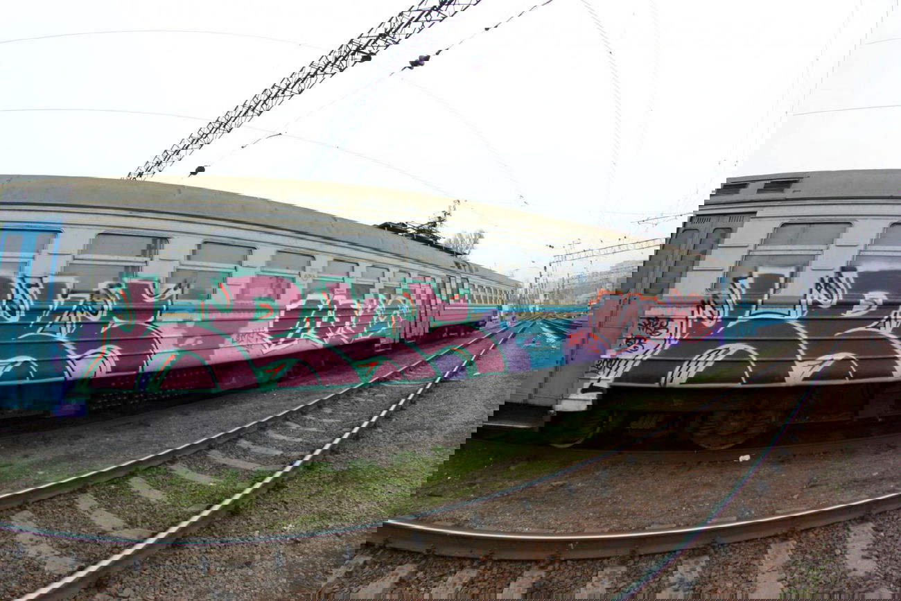 Graffiti Train - Photo by LeksOne - LEKS (2014)