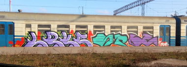 Graffiti Train - Photo by LeksOne - LEKS, IROS (2013)