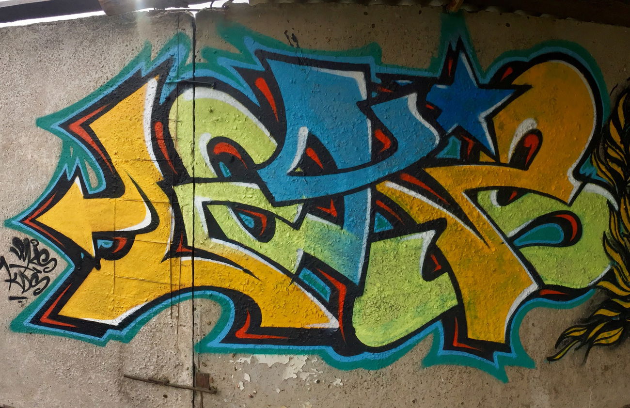 Graffiti Wall - Photo by LeksOne - leks (2017)