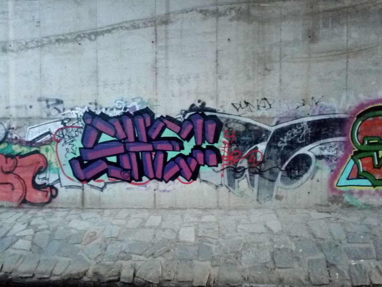 Graffiti Wall - Photo by Lenice