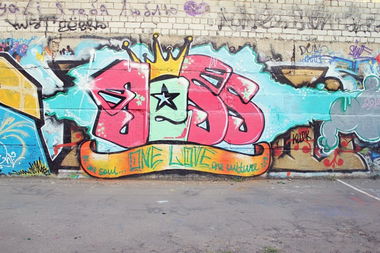 Graffiti Wall - Photo by Lessia_Jess