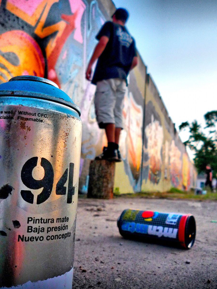 Graffiti Artwork in Baranovichi - Photo by Lets77