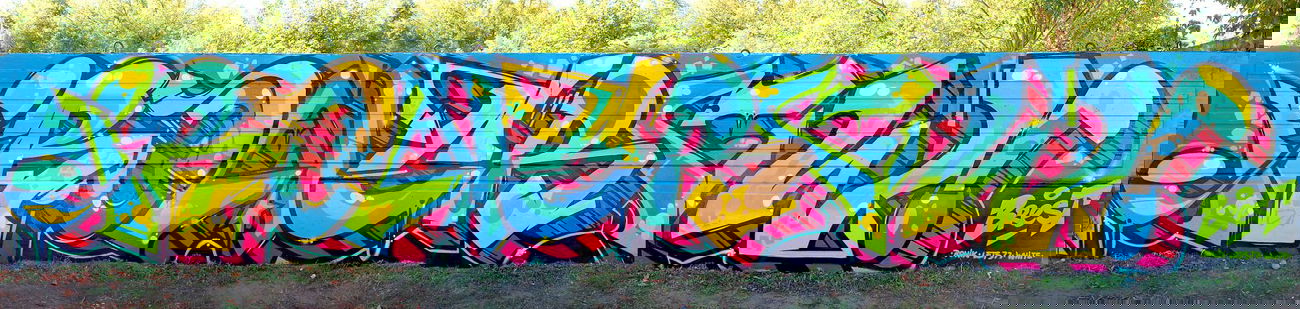 Graffiti Wall - Photo by Lets77 - Lets77 (2013)