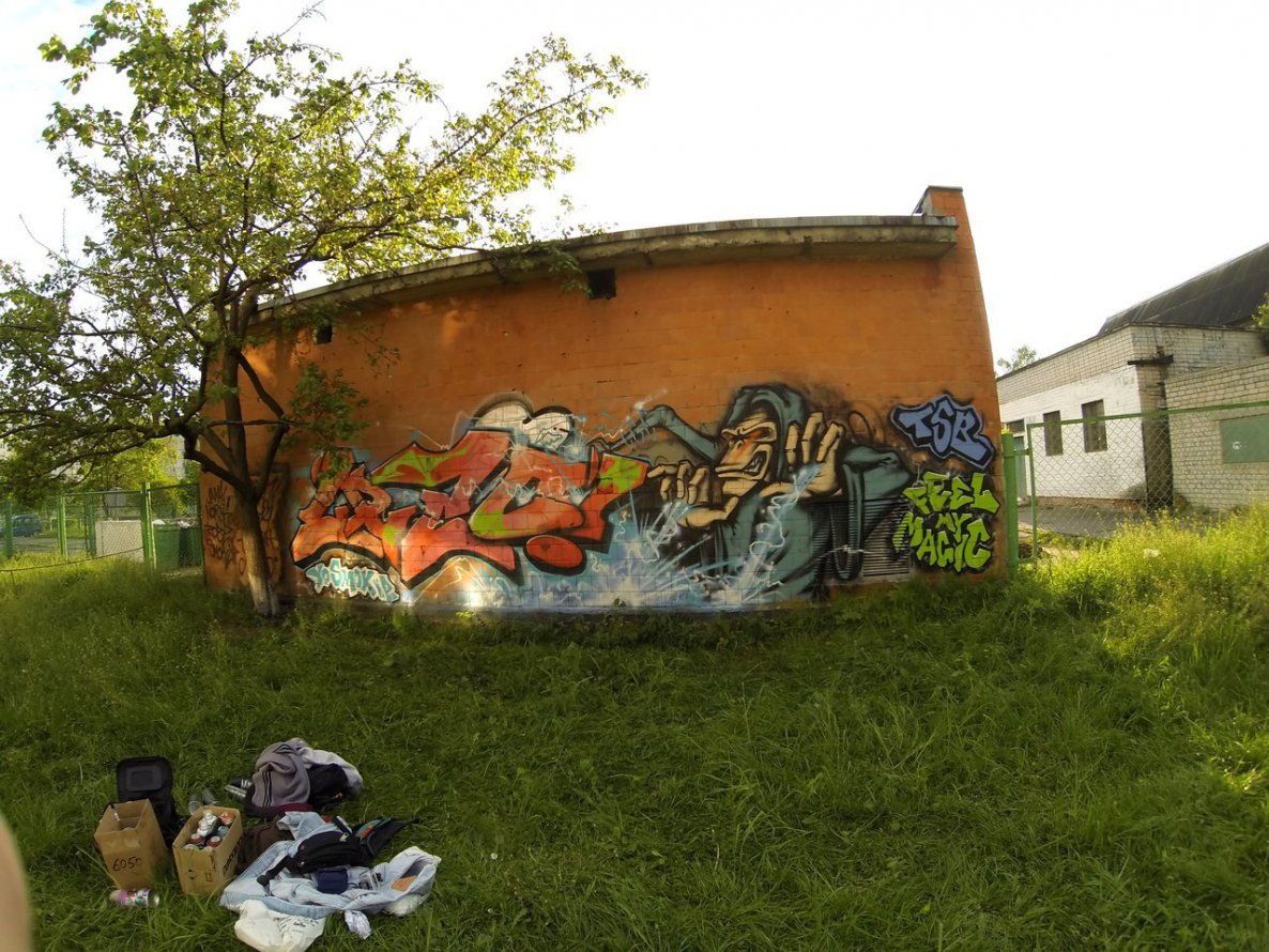 Graffiti Wall - Photo by Lezo - jam, lezo (2014)