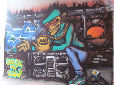 Graffiti Wall - Photo by Lezo - jam (2013)