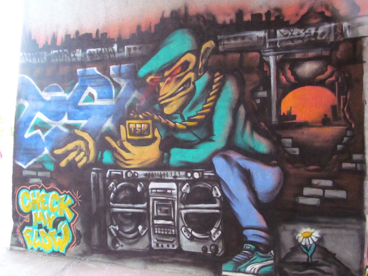 Graffiti Wall - Photo by Lezo - jam (2013)