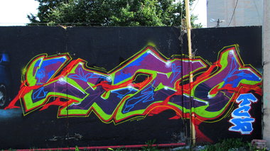 Graffiti Wall - Photo by Lezo - lezo (2014)