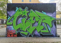 Graffiti Wall in Berlin - Photo by Lifd5 - liftone, betterrunshop (2022)