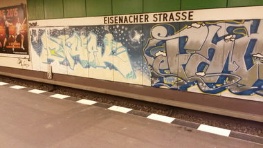 Graffiti Bombing in Berlin - Photo by Lifd5