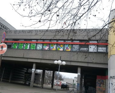 Graffiti Bombing in Berlin - Photo by Lifd5