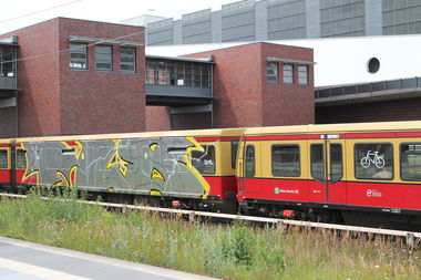 Graffiti Train in Berlin - Photo by Lifd5 (2016)