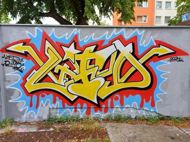 Graffiti Wall in Berlin - Photo by Lifd5 - lifd