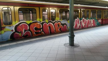 Graffiti Train in Berlin - Photo by Lifd5 (2016)