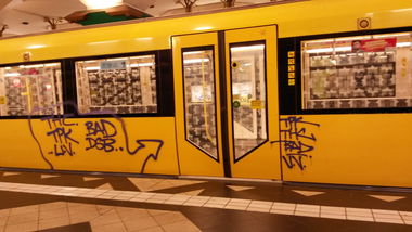 Graffiti Train in Berlin - Photo by Lifd5 (2016)