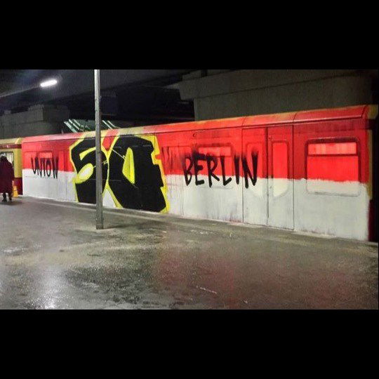 Graffiti Train in Berlin - Photo by Lifd5