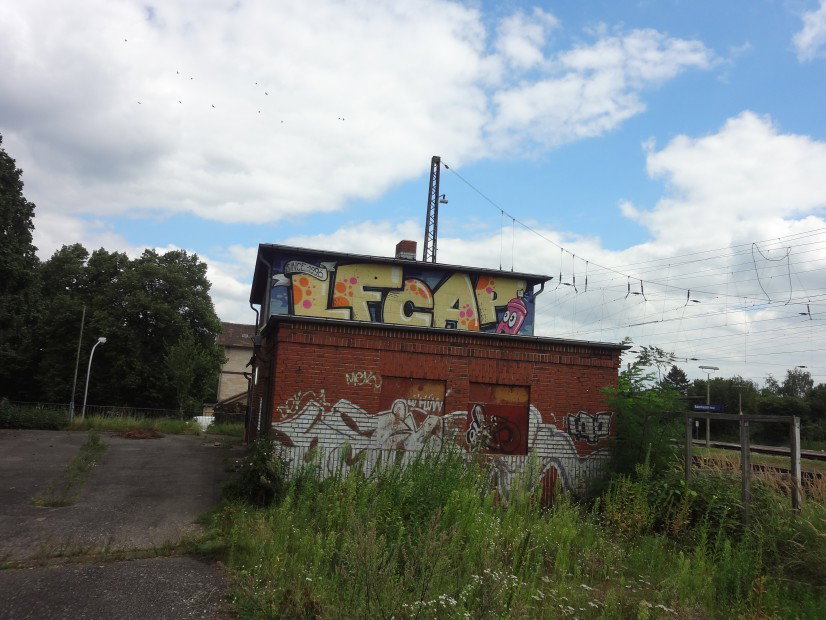 Graffiti Bombing in Aschaffenburg - Photo by LimOne - lf/cap, lf, cap (2013)