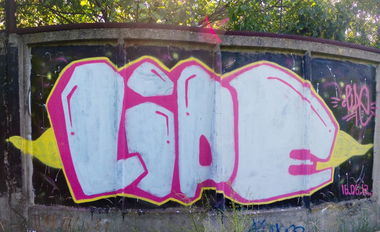 Graffiti Wall - Photo by Lipa (2012)