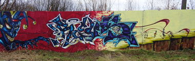 Graffiti Wall - Photo by LiquidX - reus, stif, herz (2015)