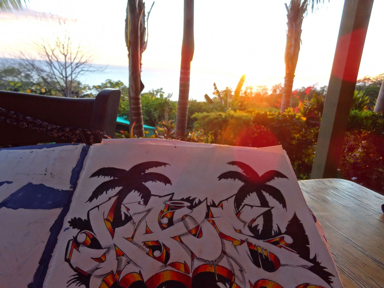 Graffiti Sketch in Costa rica - Photo by LiquidX - Kaos, reus (2016)