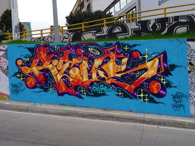 Graffiti Wall in Bogota - Photo by LiquidX - reus (2016)