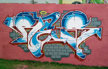 Graffiti Wall - Photo by LiquidX - reus (2014)