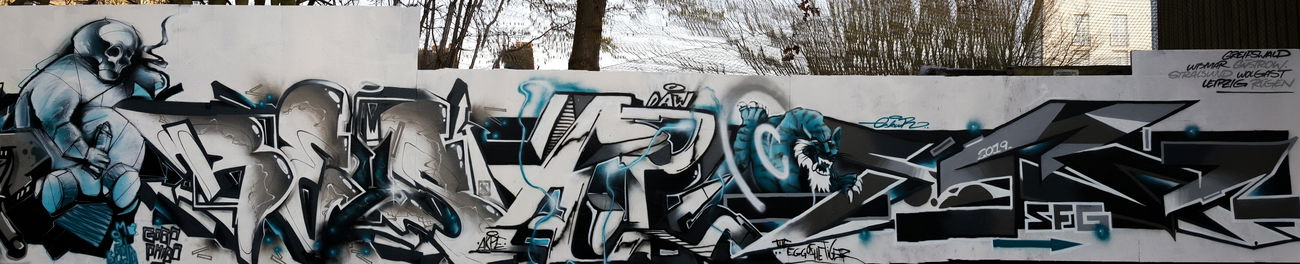 Graffiti Wall - Photo by LiquidX - reus, akpe, ozka