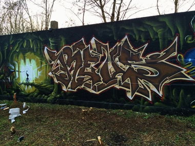 Graffiti Wall in Stendal - Photo by LiquidX - reus, stif, herz (2015)