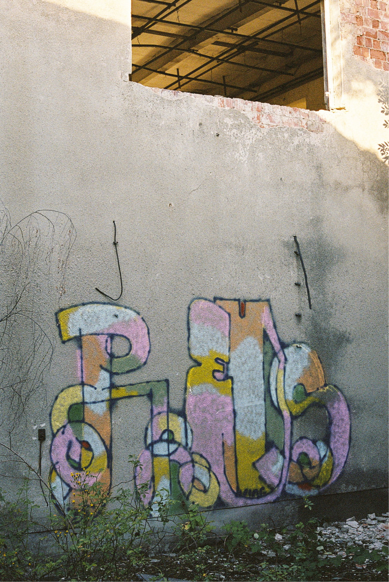 Graffiti Wall - Photo by LiquidX - REUS, reus (2026)