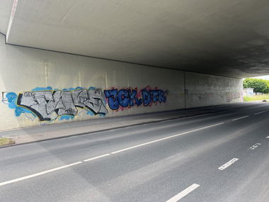 Graffiti Bombing in Paderborn  - Photo by Lkwpeter - Choe, tnf, samb