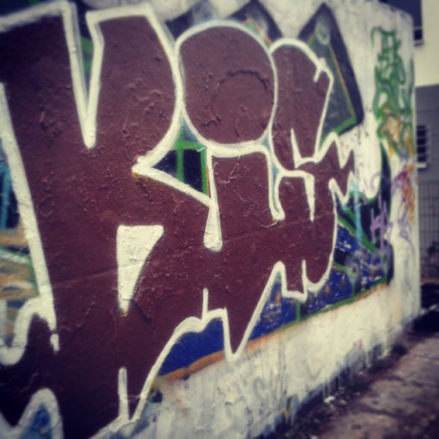 Graffiti Wall - Photo by Logit - Kis, crew, Cologne (2015)