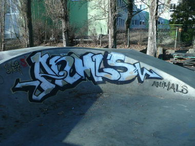 Graffiti Wall in Ostrava - Photo by Lokal - Animals (2014)